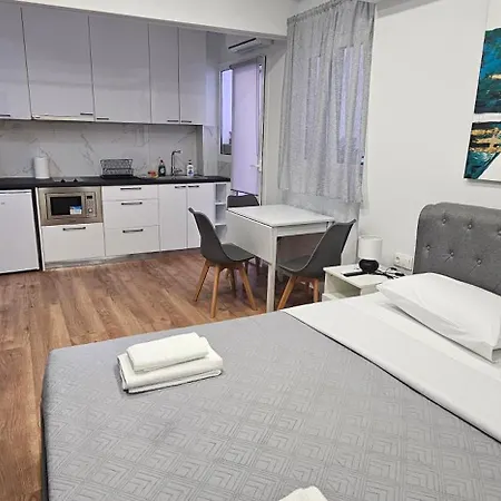 Warm And Cozy Apartment In Nice Location!-3
