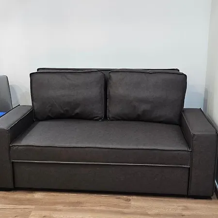 Warm And Cozy Apartment In Nice Location!-2